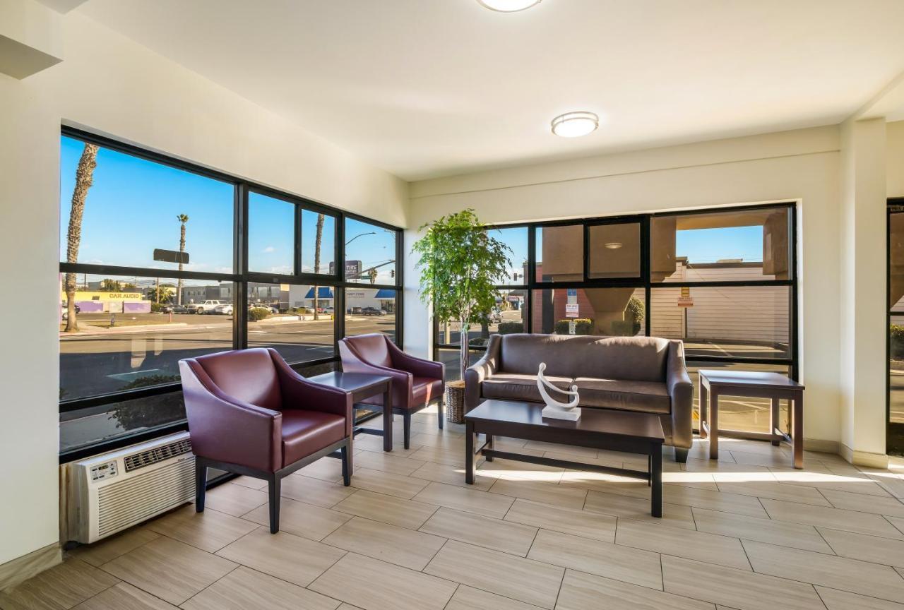 Days Inn By Wyndham Chula Vista-San Diego Buitenkant foto